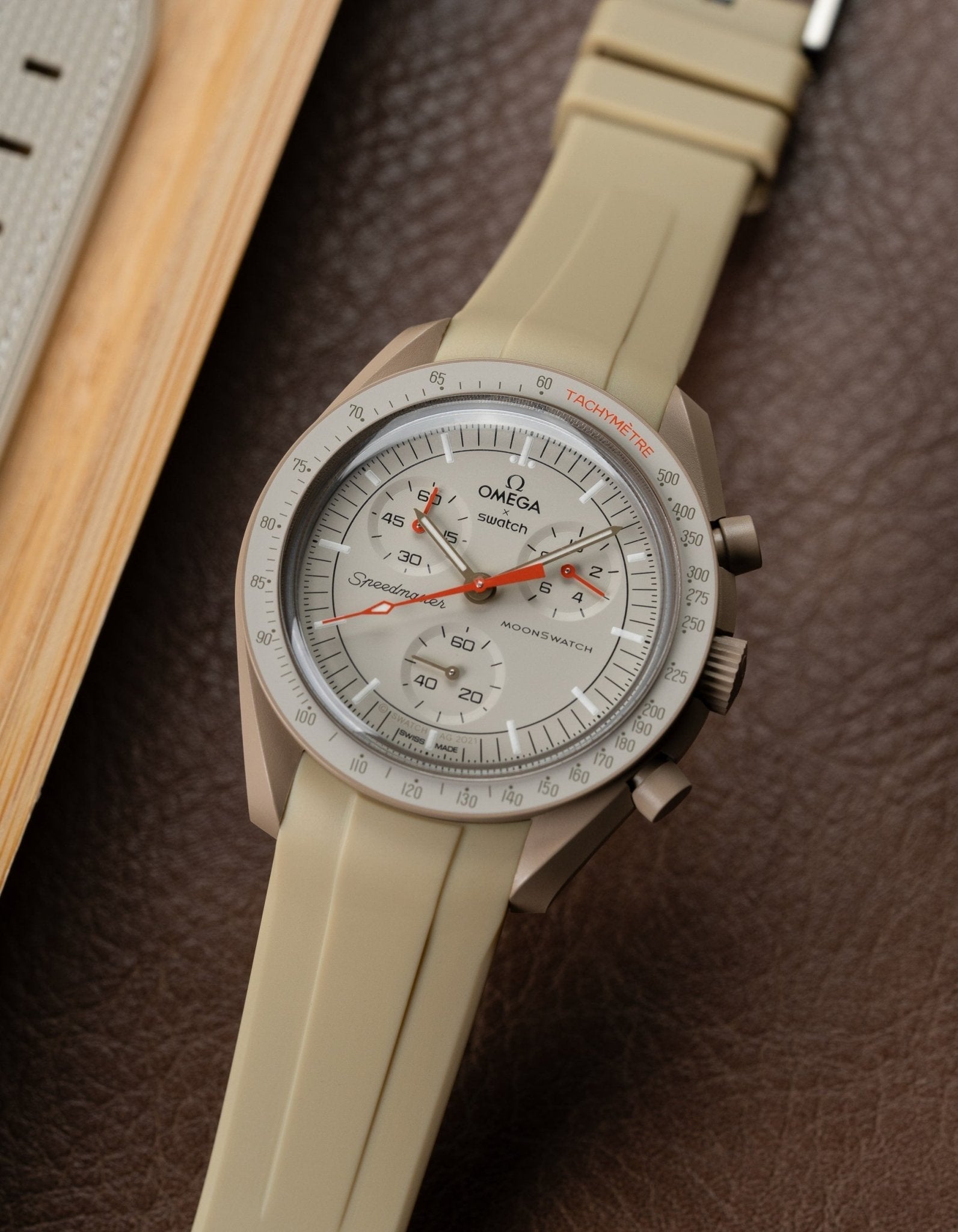 Sangle en caoutchouc courbe - beige